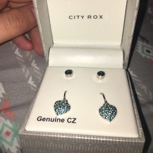 💍 Green and Silver Earrings